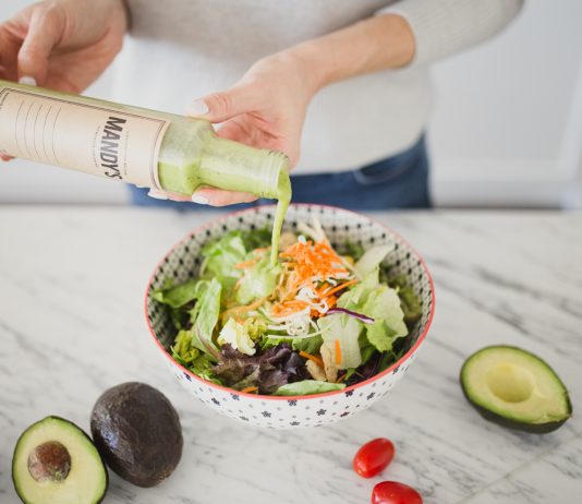 10 moduri usoare de a manca sanatos la facultate