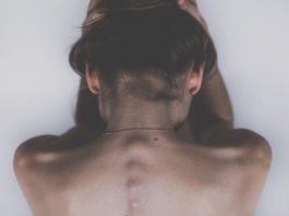 Cum sa recunosti declansatorii dureri si sa-i depasesti in 5 pasi