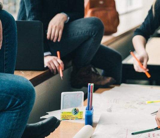 Invatarea prin experienta: scolile preiau metoda de invatare a lui Rousseau