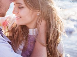 Daca si tu te intrebi ”Oare ma iubeste? Iata 6 semne clare ca el te iubeste