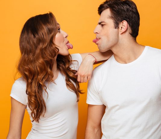 Top 10 sfaturi de flirt pentru a aduce mai multi oameni in viata ta