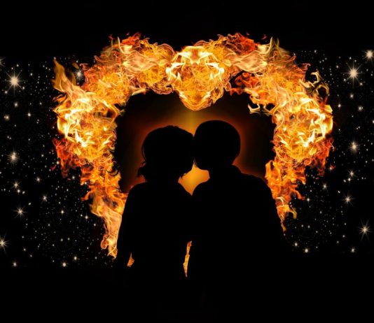 Ce faci daca iubitul tau iti uita aniversarea? 5 sfaturi importante!