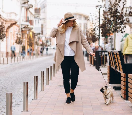 Explorarea urbană fără dureri de picioare: Încălțămintea care îmbină confortul cu designul de top