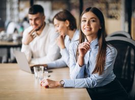 Piața beneficiilor extrasalariale din România 2026: Cine domină și de ce